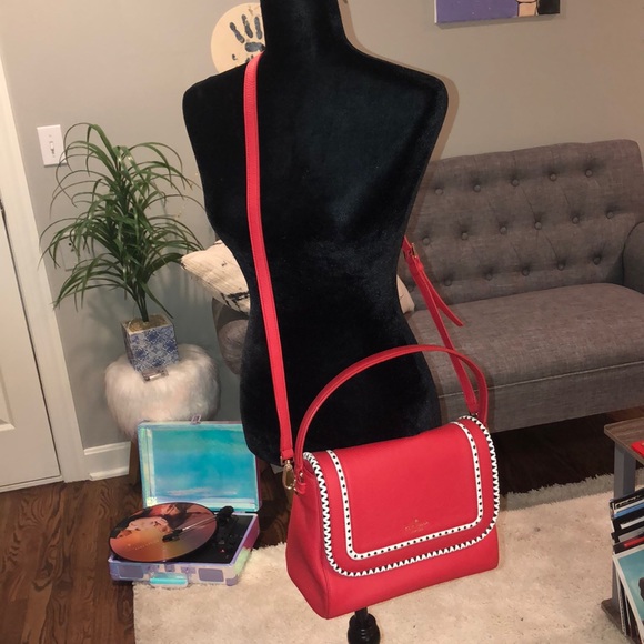 USED Kate Spade Satchel bag- red - Picture 3 of 6